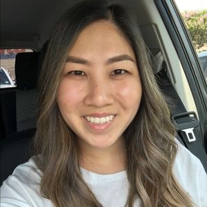 Meet your Posher, Lauren